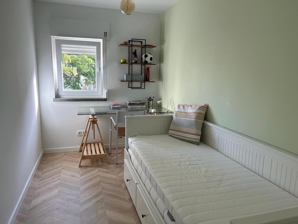 Apartament Simply Yellow